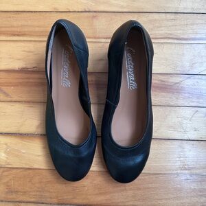 L'INTERVALLE Black Women's Heels